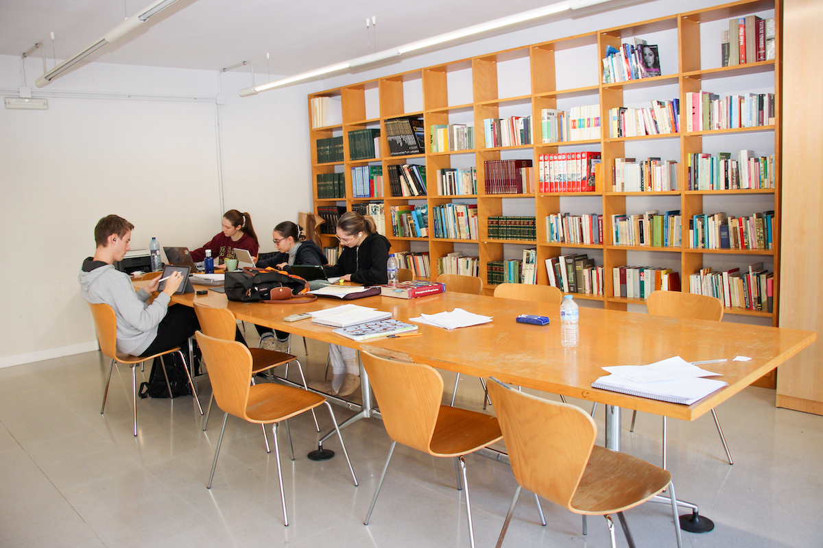 estudiants residencia